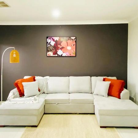Kellyville 5Br Near Park And Shopping Mall Esterno foto