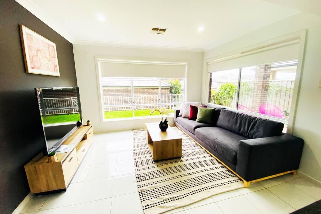 Kellyville 5Br Near Park And Shopping Mall Esterno foto